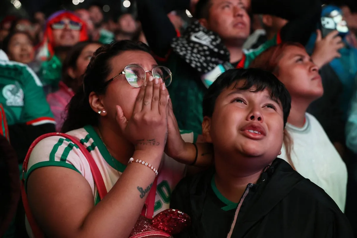 England 3-2 Mexico: Jude Bellingham and Harry Kane send 10-man Three Lions to quarter-finals