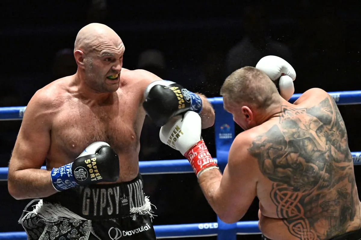 Fury wins low-key warm-up to keep Joshua fight on track