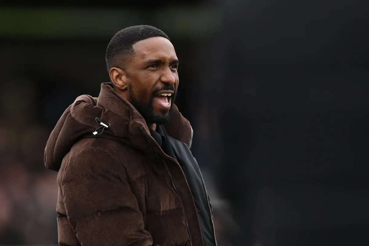 Growing concerns before Defoe exit - Woking director