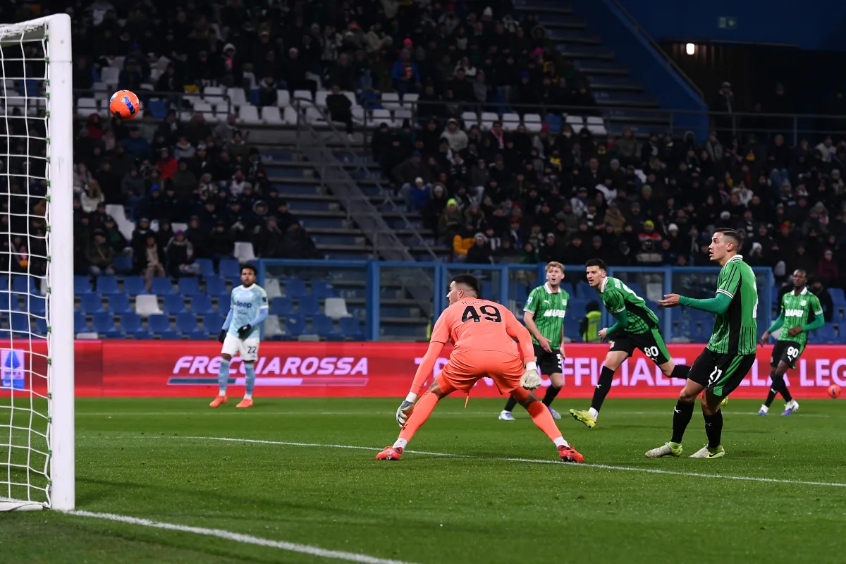 Leeds agree £34.1m fee for defender Muharemovic