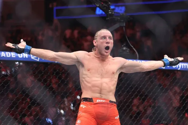 Paddy Pimblett submitted Benoit Saint-Denis in rapid fashion