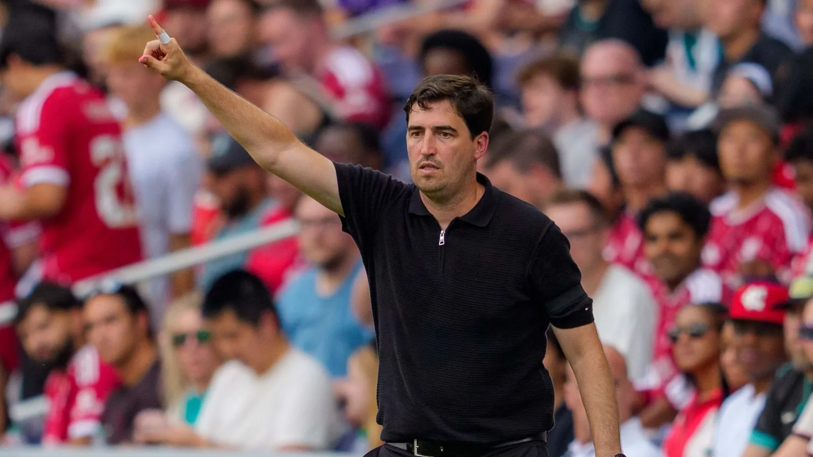 Liverpool head coach Andoni Iraola