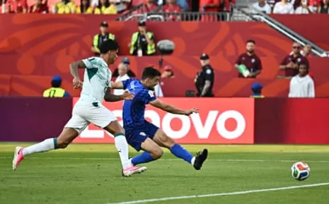 Mateo Kovacic has an early chance for Croatia as the second half gets under way in Toronto.